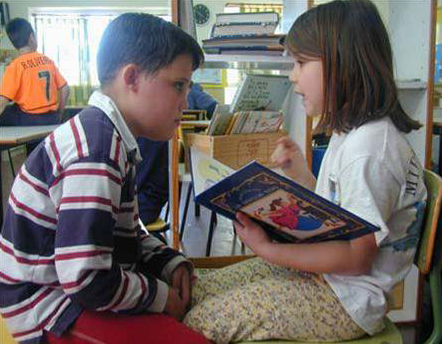 Es esencial utilizar estrategias de aprendizaje cooperativo en el aula. Fuente: Escuela2